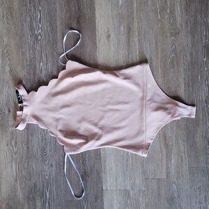 Lulu's xs bodysuit